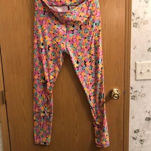 LuLaRoe candy heart leggings. Tall/curvy